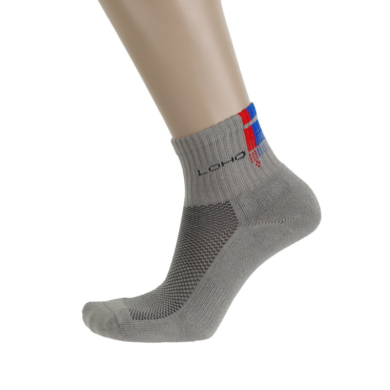 Effective in preventing odor sports socks